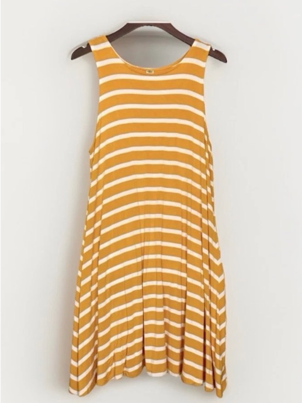 Sunny Striped Old Navy Women large  Yellow White Sleeveless Swing midi Dress